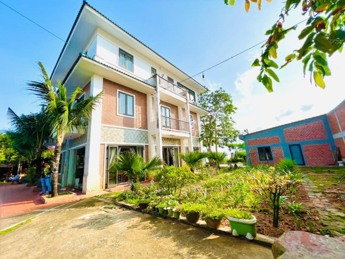 Hung Vuong Resort Phu Quoc Exterior photo